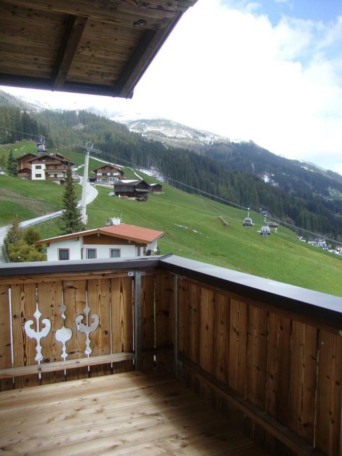 Bergsonne Apartment Tux Exterior foto